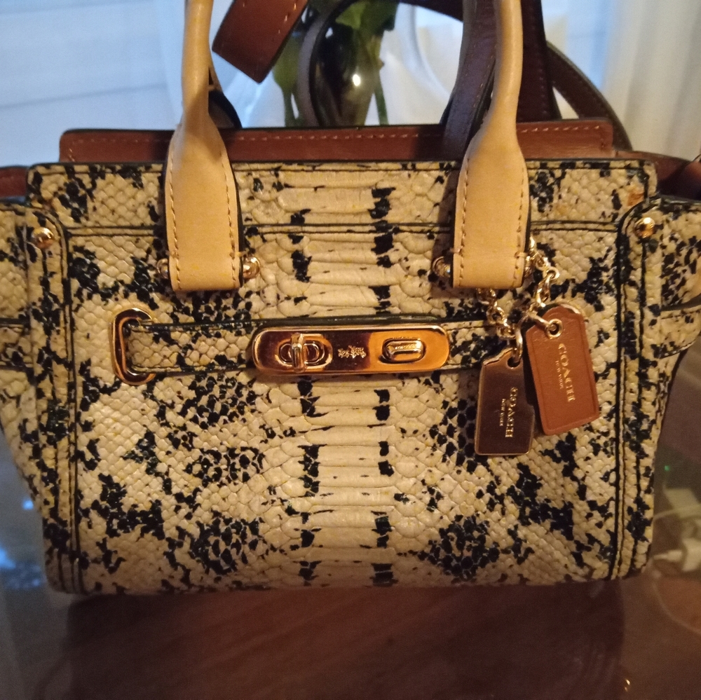 Coach Embossed Snakeskin Print Purse - NWOT - Never used